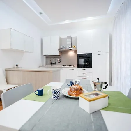 Apartment Charming Vomero 