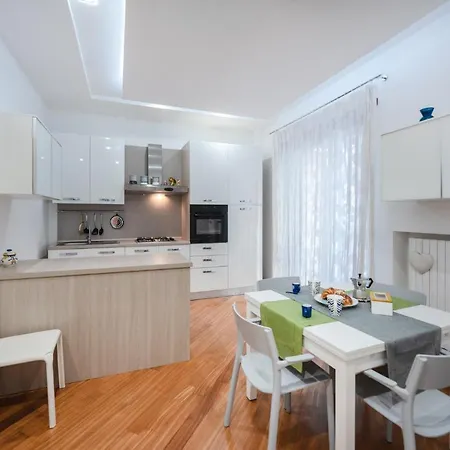 Apartment Charming Vomero 
